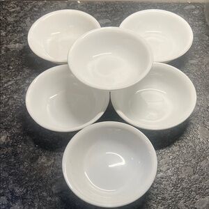 Corelle Livingware 5 1/4” dessert bowls. Set of 6. Like new